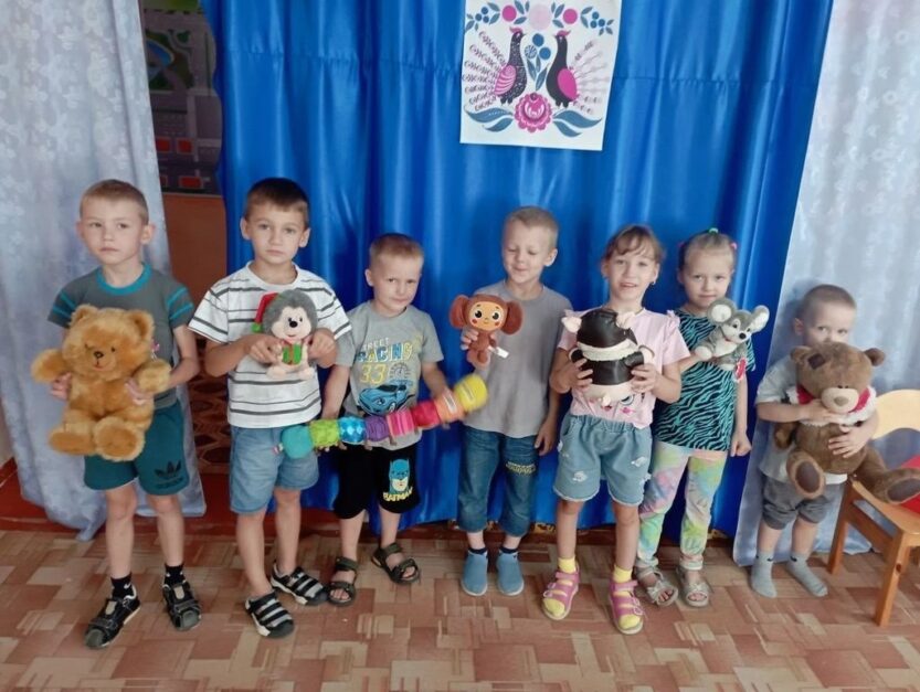 Подробнее о статье День игрушек — герои сказок